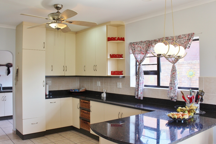 4 Bedroom Property for Sale in Forest Downs Eastern Cape
